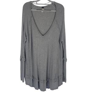 We The Free Free People Lightweight Warm Thumbholes Waffle Knit Thermal Gray L
